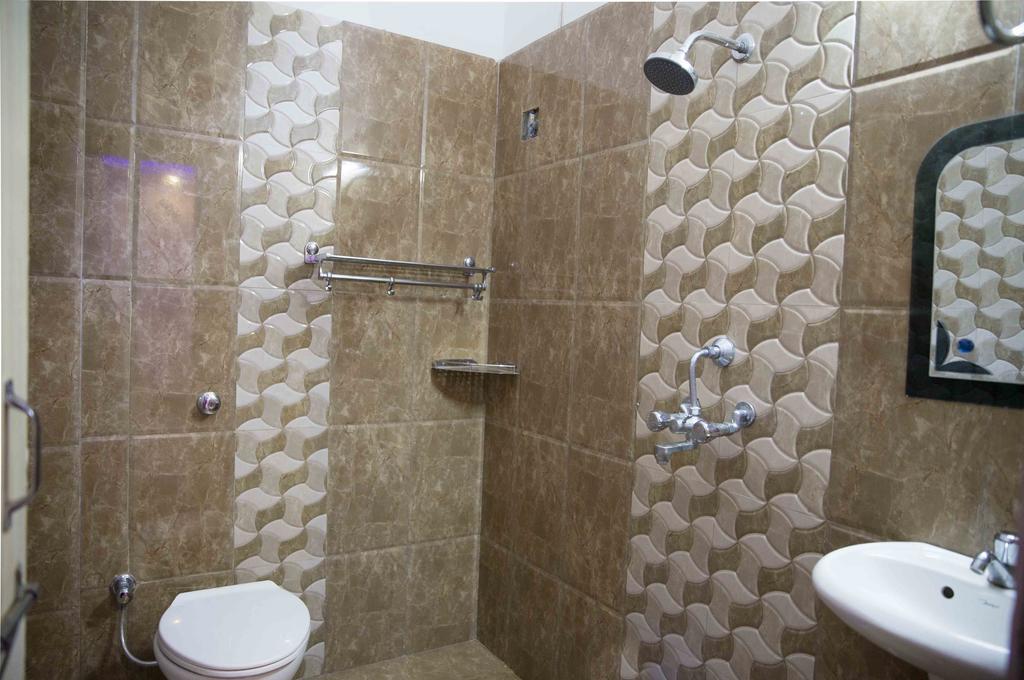 Assi River Guest House Варанаси Экстерьер фото